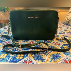 Michael Kors. Jet Set Large Crossbody. Saffiano. Dark Atlantic - Green.